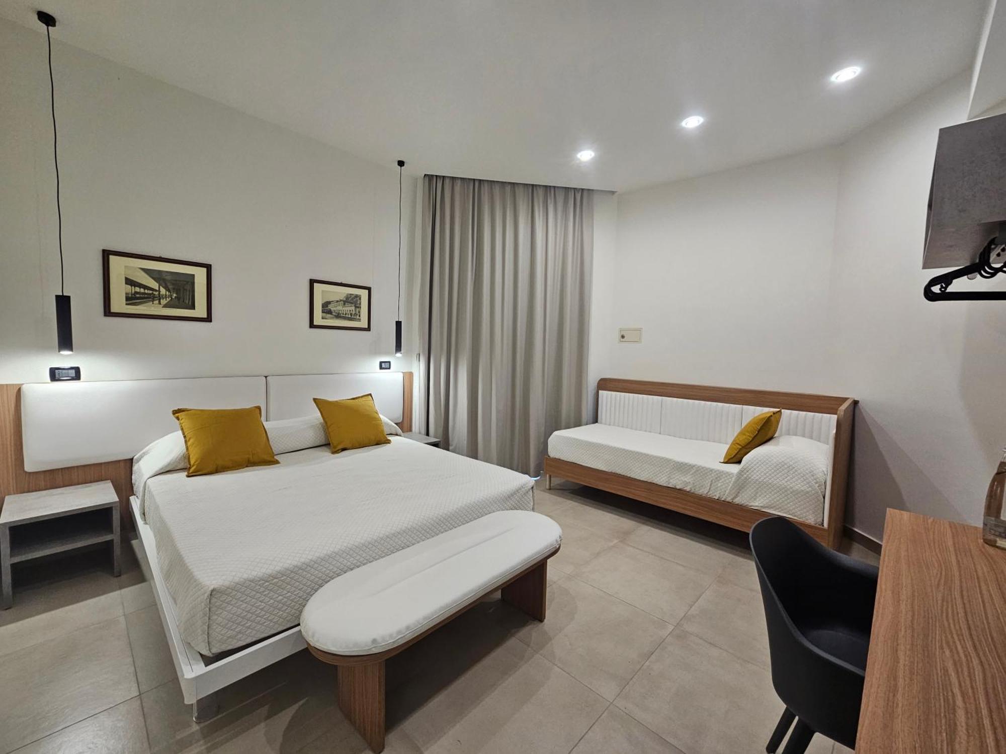 Villa Iris Giardini-Naxos Extérieur photo