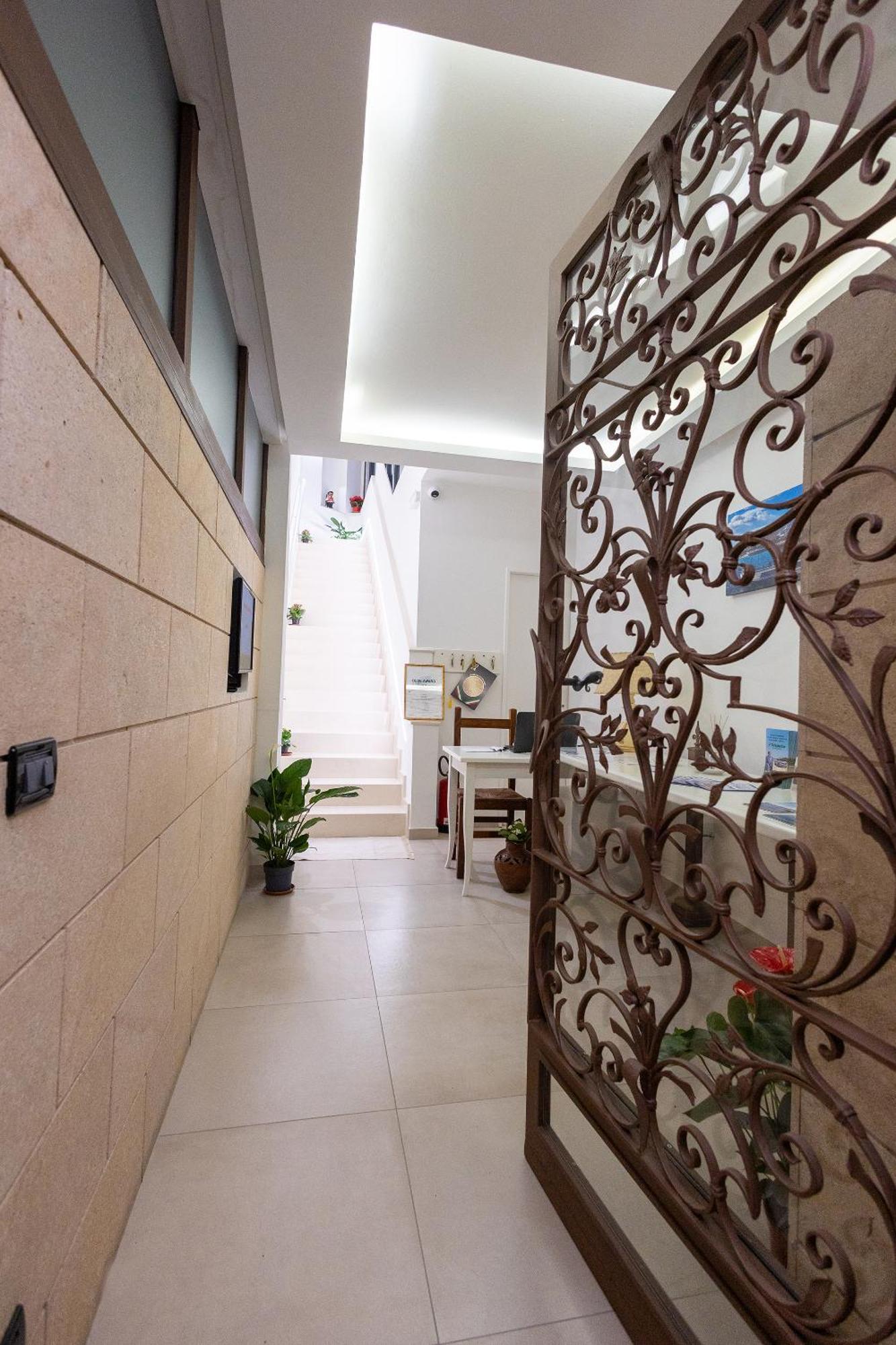 Villa Iris Giardini-Naxos Extérieur photo