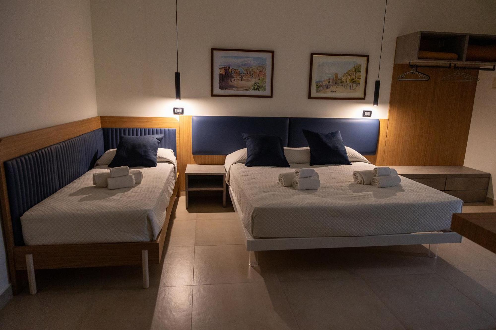 Villa Iris Giardini-Naxos Extérieur photo