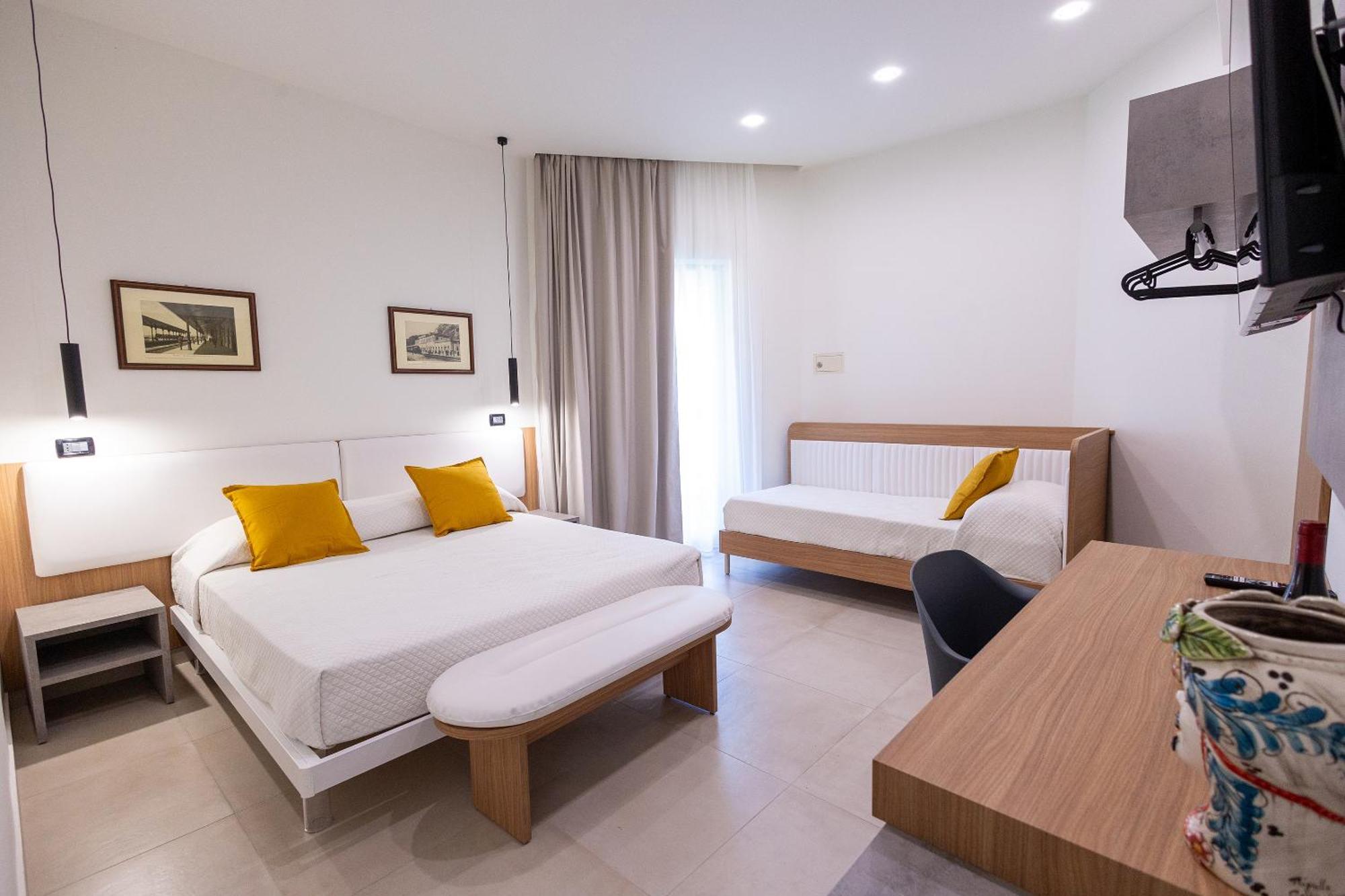 Villa Iris Giardini-Naxos Extérieur photo