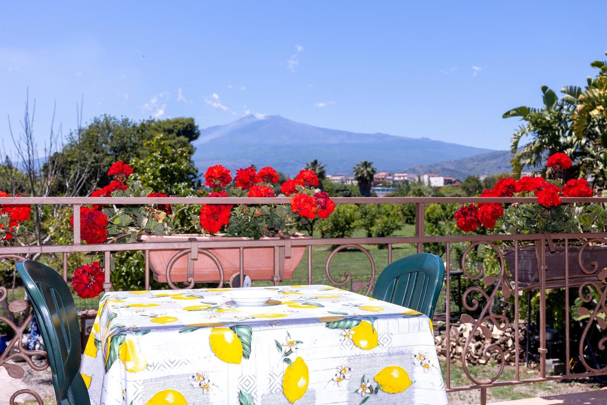 Villa Iris Giardini-Naxos Extérieur photo