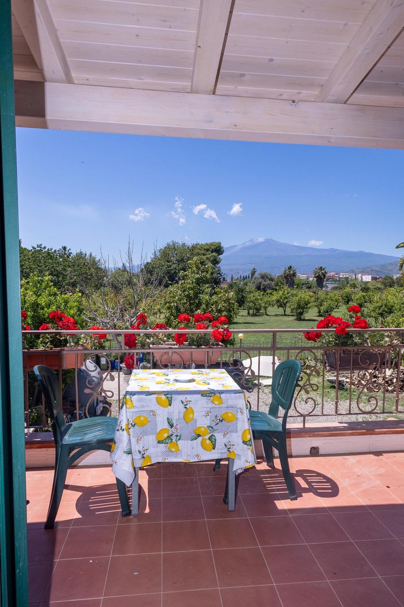 Villa Iris Giardini-Naxos Extérieur photo